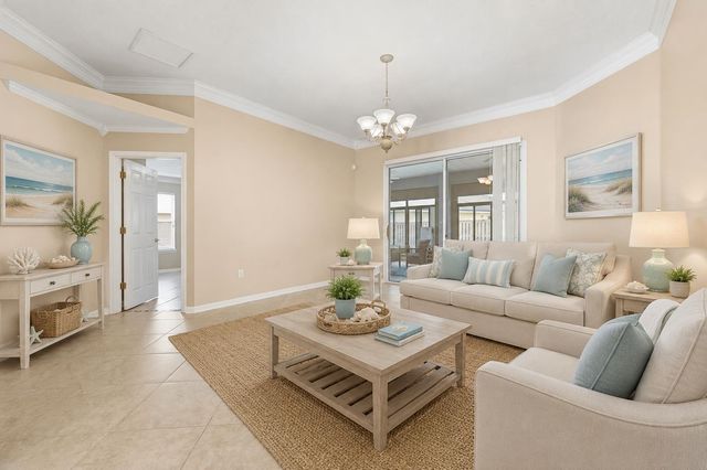 212 Whisper Ridge Dr, St Augustine, FL 32092