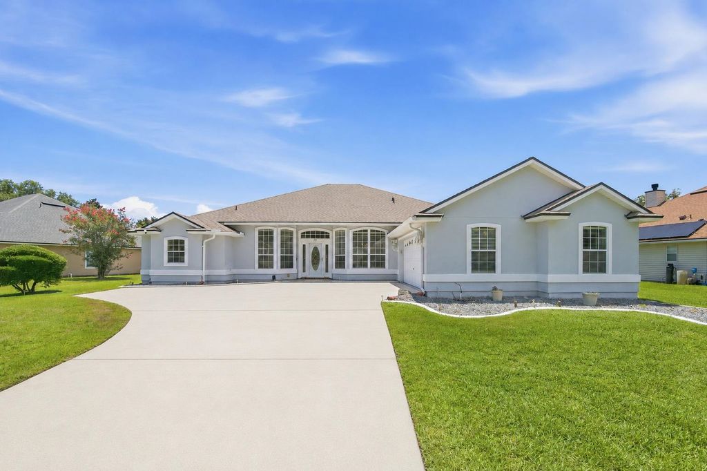 212 Whisper Ridge Dr, St Augustine, FL 32092