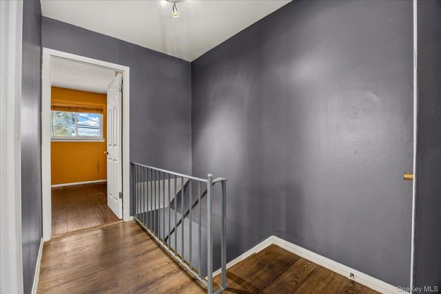 201-46 120TH Avenue, Saint Albans, NY 11412