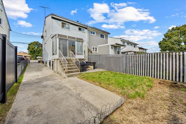 201-46 120TH Avenue, Saint Albans, NY 11412