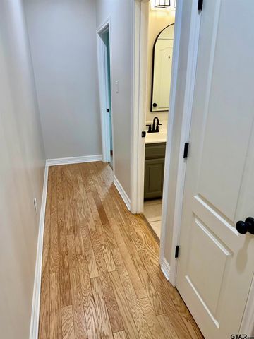 3855 Broadmoore Ct, Tyler, TX 75707