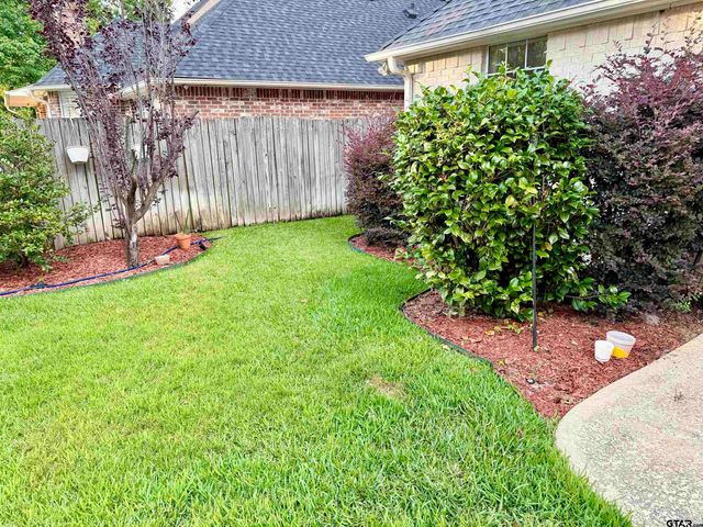 3855 Broadmoore Ct, Tyler, TX 75707