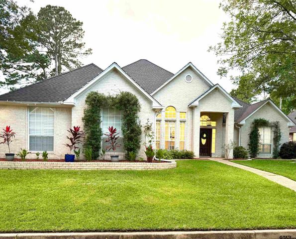 3855 Broadmoore Ct, Tyler, TX 75707