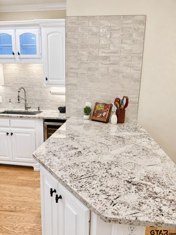 3855 Broadmoore Ct, Tyler, TX 75707