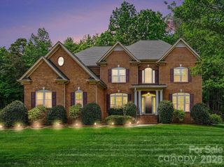9811 Julliard Drive, Mint Hill, NC 28227