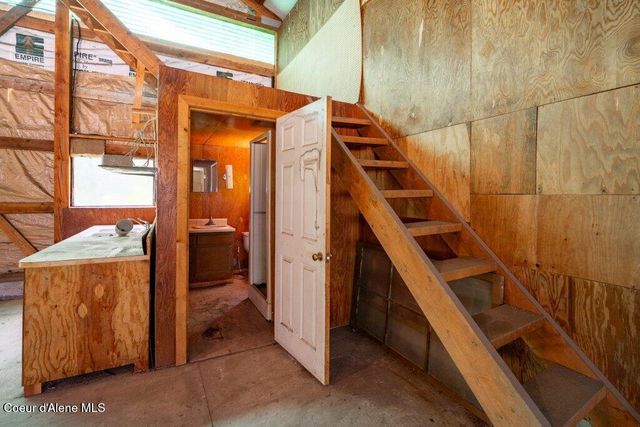 10614 Dufort RD, Priest River, ID 83856