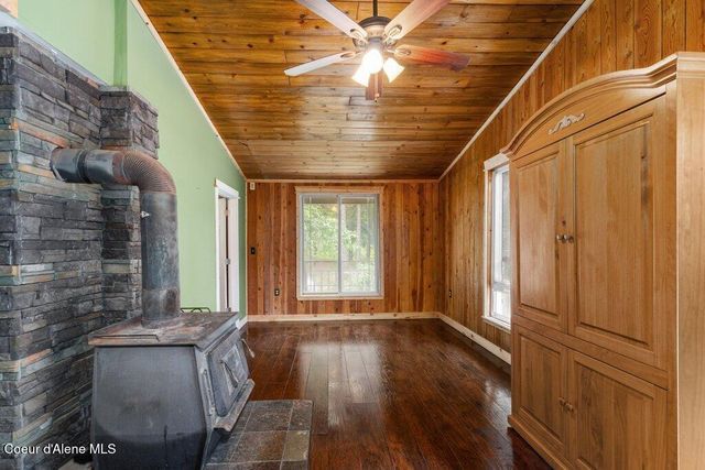 10614 Dufort RD, Priest River, ID 83856
