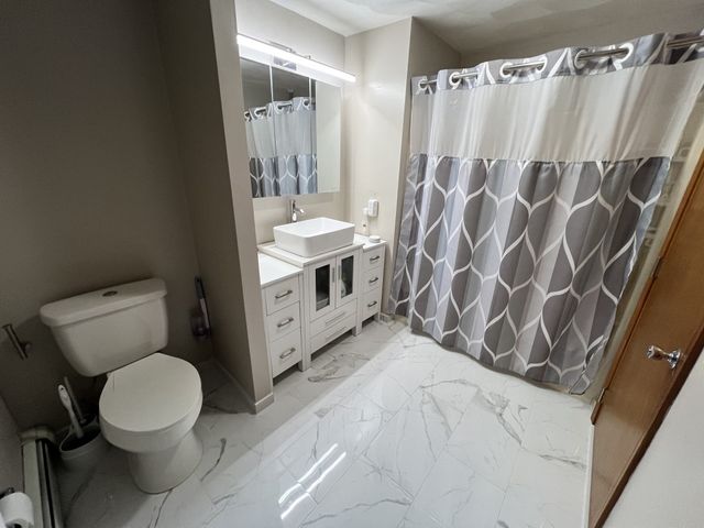 5 Wake Robin Road 2004, Lincoln, RI 02865