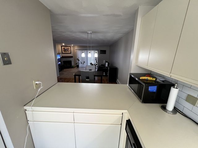 5 Wake Robin Road 2004, Lincoln, RI 02865