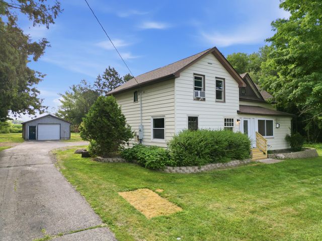 939 US Highway 63, Baldwin, WI 54002