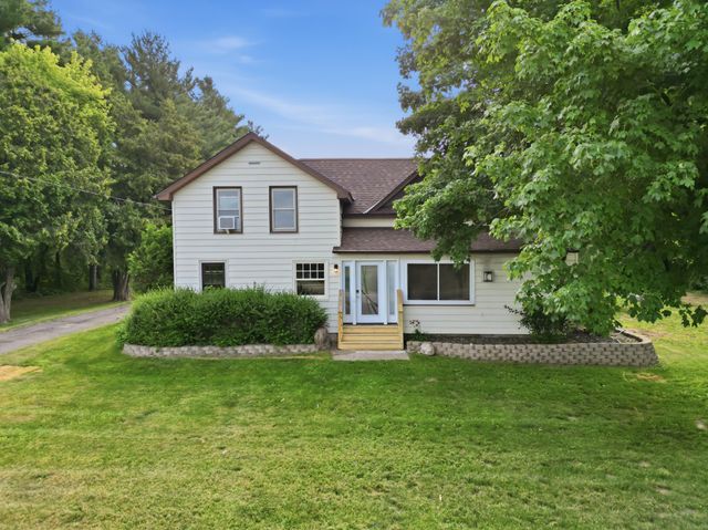 939 US Highway 63, Baldwin, WI 54002