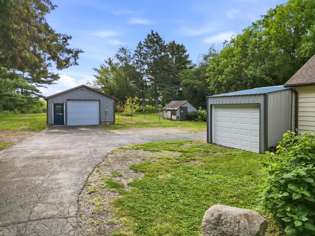 939 US Highway 63, Baldwin, WI 54002
