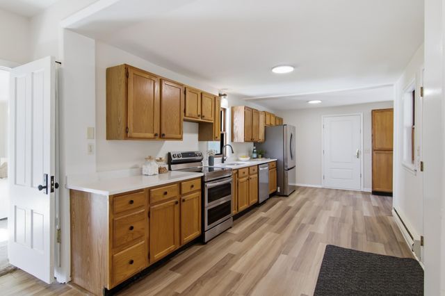 939 US Highway 63, Baldwin, WI 54002