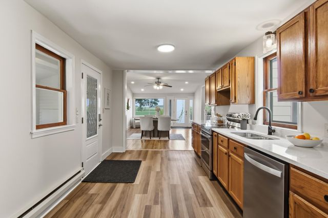 939 US Highway 63, Baldwin, WI 54002