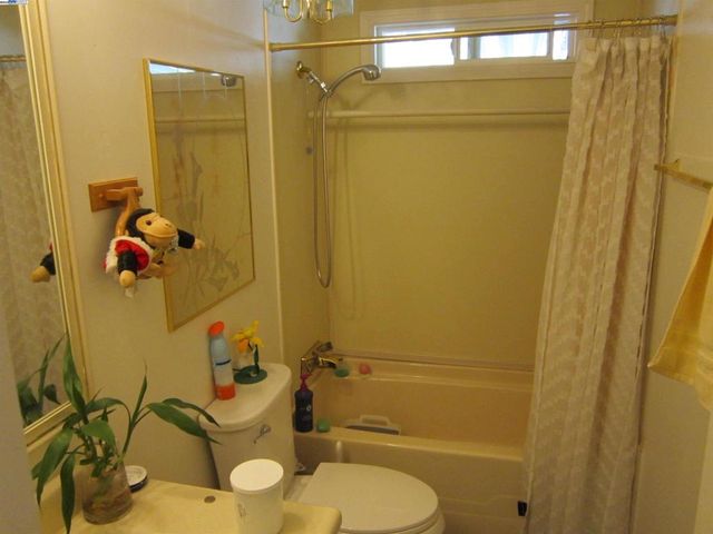 711 Old Canyon Rd, Fremont, CA 94536