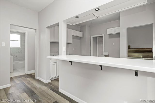 4888 Maxwell Street, Detroit, MI 48214