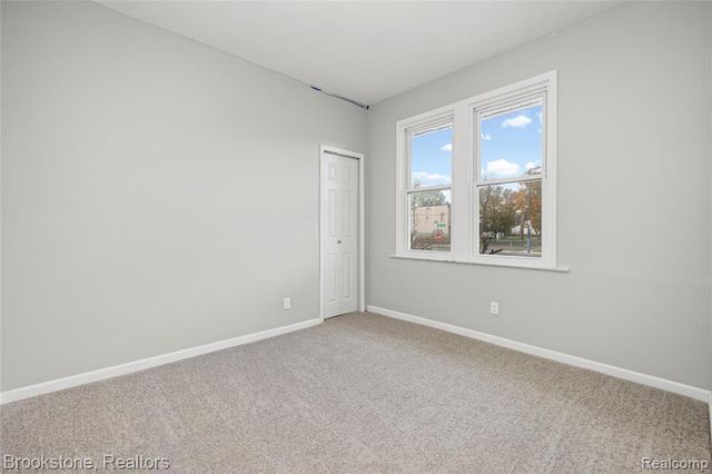 4888 Maxwell Street, Detroit, MI 48214