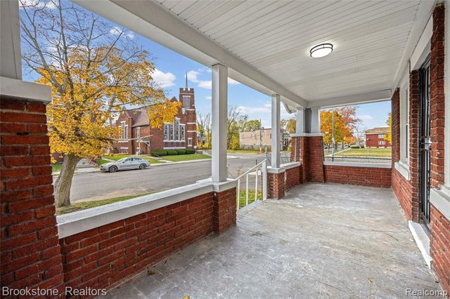 4888 Maxwell Street, Detroit, MI 48214