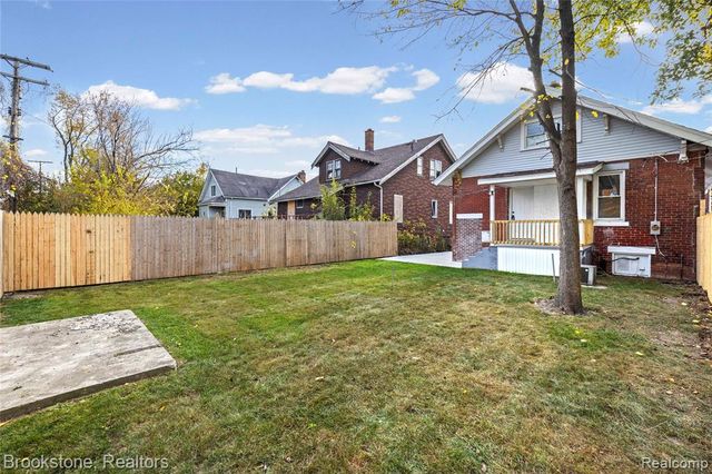 4888 Maxwell Street, Detroit, MI 48214