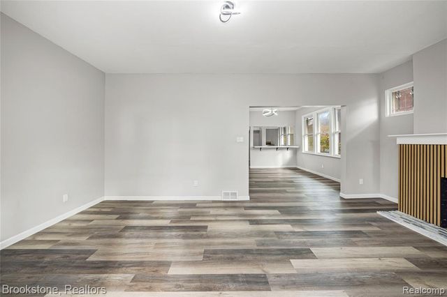 4888 Maxwell Street, Detroit, MI 48214