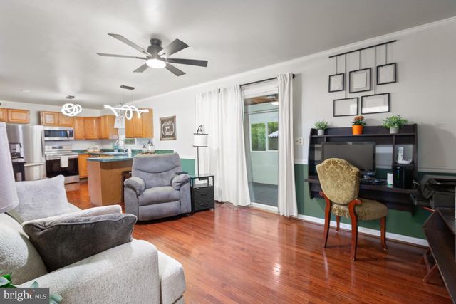 9952 FRANCIS FOLSOM DR, King George, VA 22485