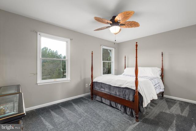 9952 FRANCIS FOLSOM DR, King George, VA 22485