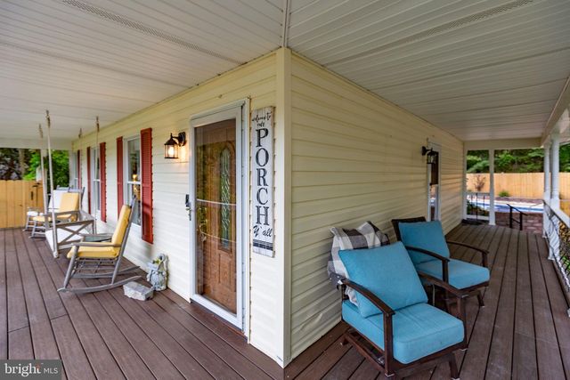 9952 FRANCIS FOLSOM DR, King George, VA 22485