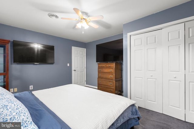 9952 FRANCIS FOLSOM DR, King George, VA 22485