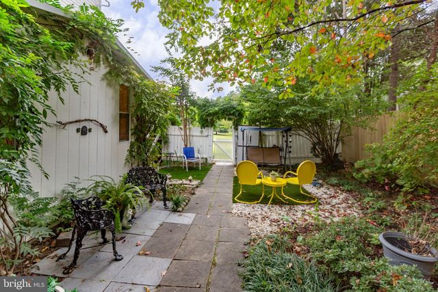 9952 FRANCIS FOLSOM DR, King George, VA 22485
