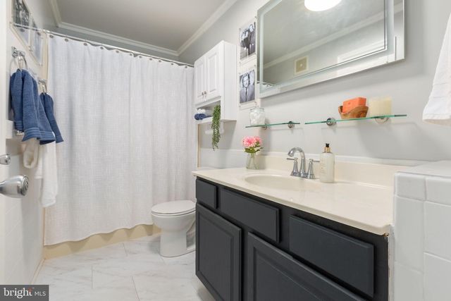 9952 FRANCIS FOLSOM DR, King George, VA 22485