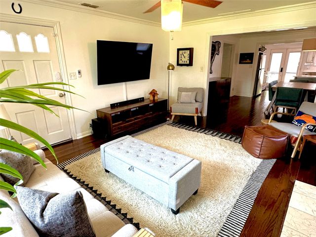 7515 Morton Street, Dallas, TX 75209