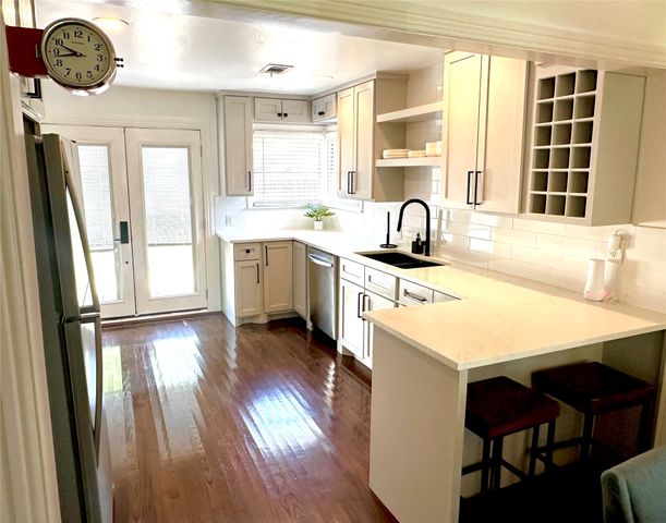 7515 Morton Street, Dallas, TX 75209