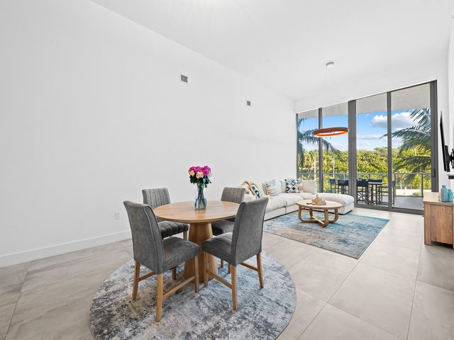 701 N Fort Lauderdale Beach Boulevard 214, Fort Lauderdale, FL 33304