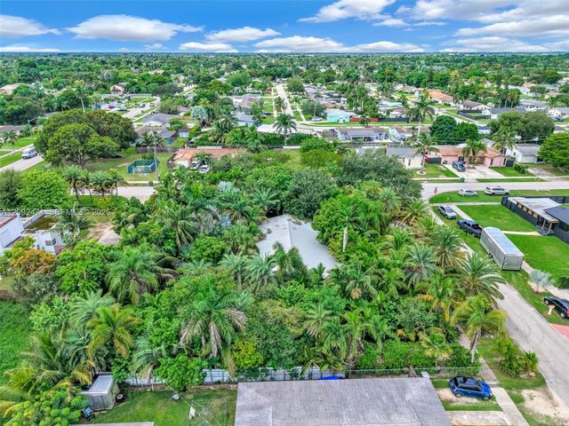 182 NW 16th Street, Homestead, FL 33030