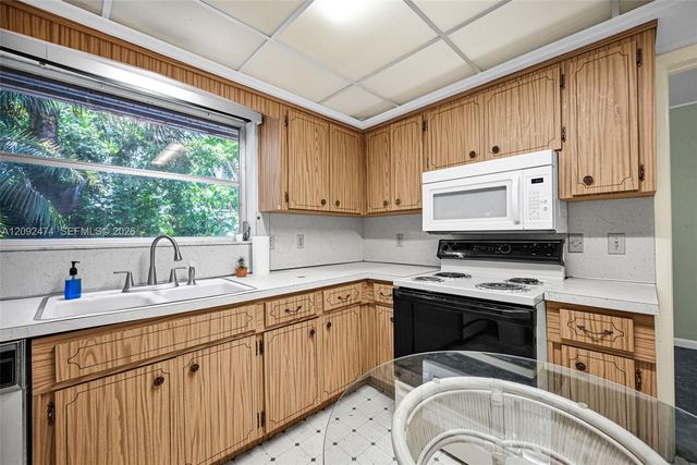 182 NW 16th Street, Homestead, FL 33030
