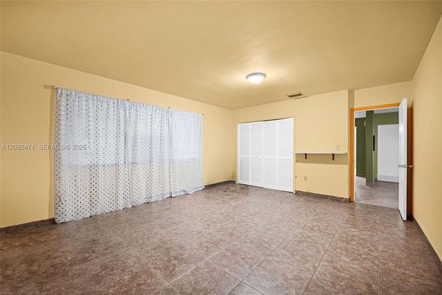 182 NW 16th Street, Homestead, FL 33030