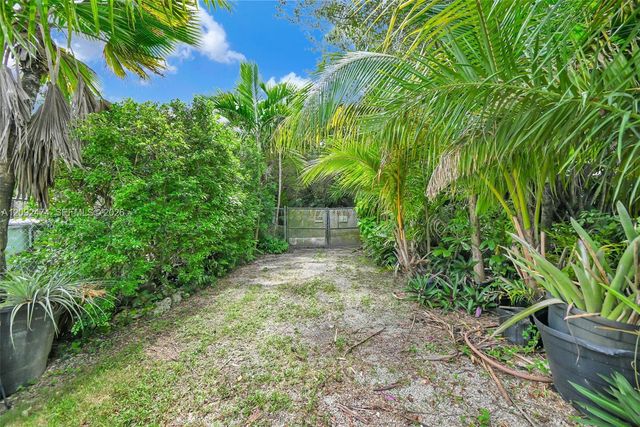 182 NW 16th Street, Homestead, FL 33030