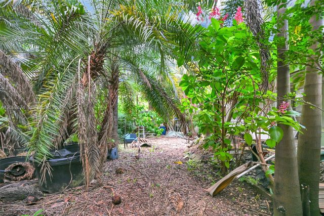 182 NW 16th Street, Homestead, FL 33030