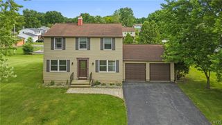 4767 Four Seasons Drive, Clay, NY 13088