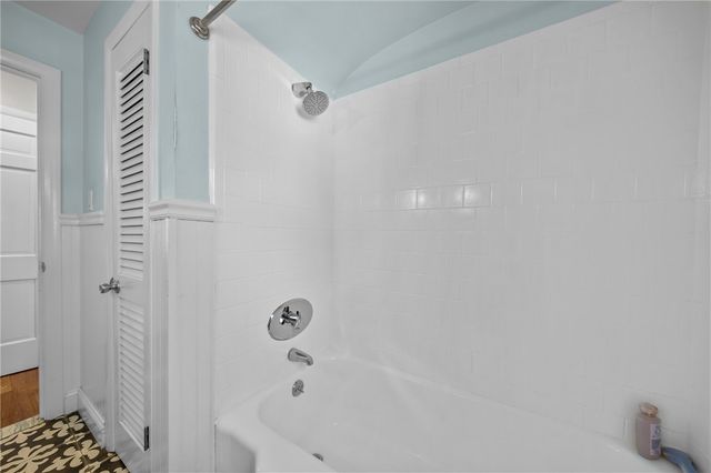 11 Bellevue Drive, Cranston, RI 02920