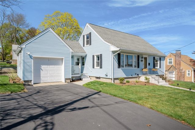 11 Bellevue Drive, Cranston, RI 02920