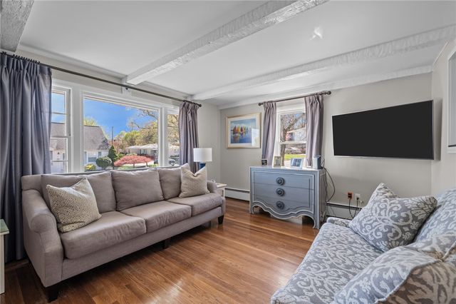 11 Bellevue Drive, Cranston, RI 02920