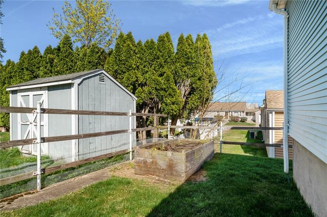 11 Bellevue Drive, Cranston, RI 02920