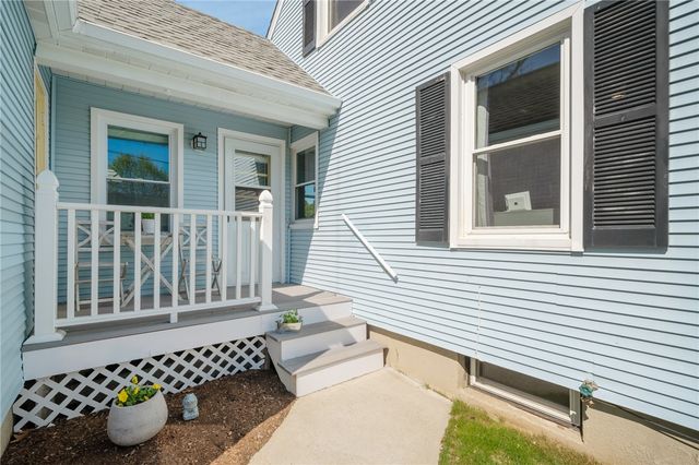 11 Bellevue Drive, Cranston, RI 02920