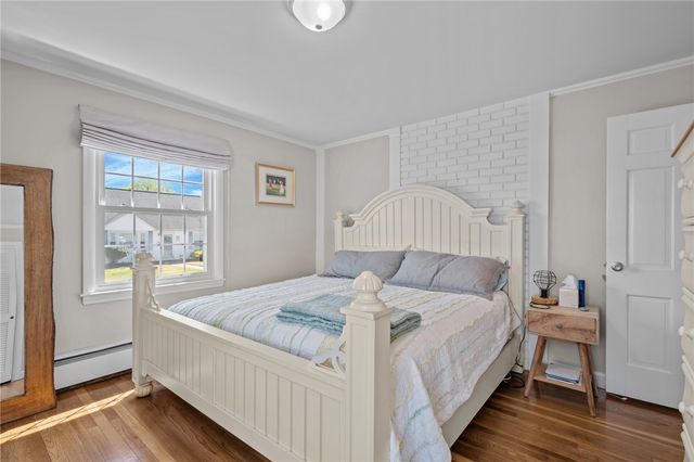 11 Bellevue Drive, Cranston, RI 02920