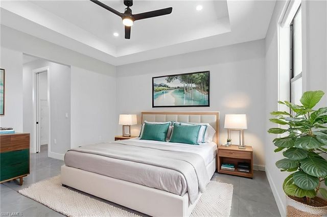 2740 35th AVE NE, Naples, FL 34120