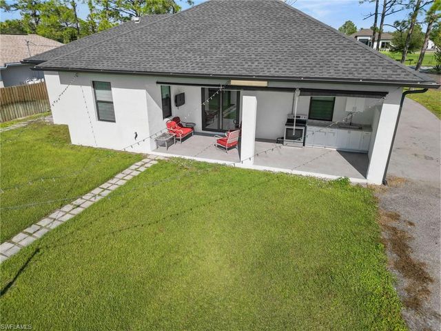 2740 35th AVE NE, Naples, FL 34120