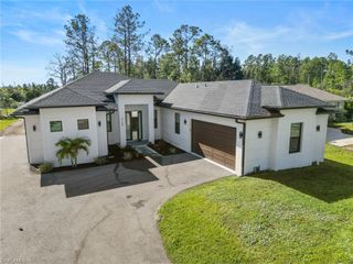 2740 35th AVE NE, Naples, FL 34120