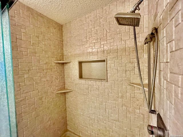 3043 Solitaire Hill, San Antonio, TX 78247