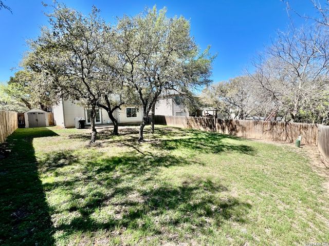 3043 Solitaire Hill, San Antonio, TX 78247